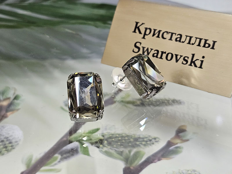 Серьги 1448002600276: цена 655 рублей.