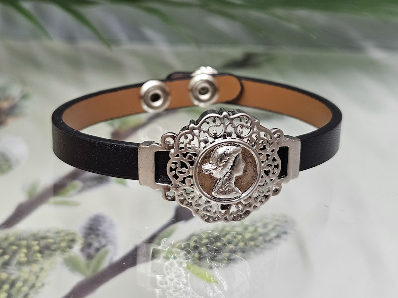 Браслет 2193006500082: цена 1150 рублей.