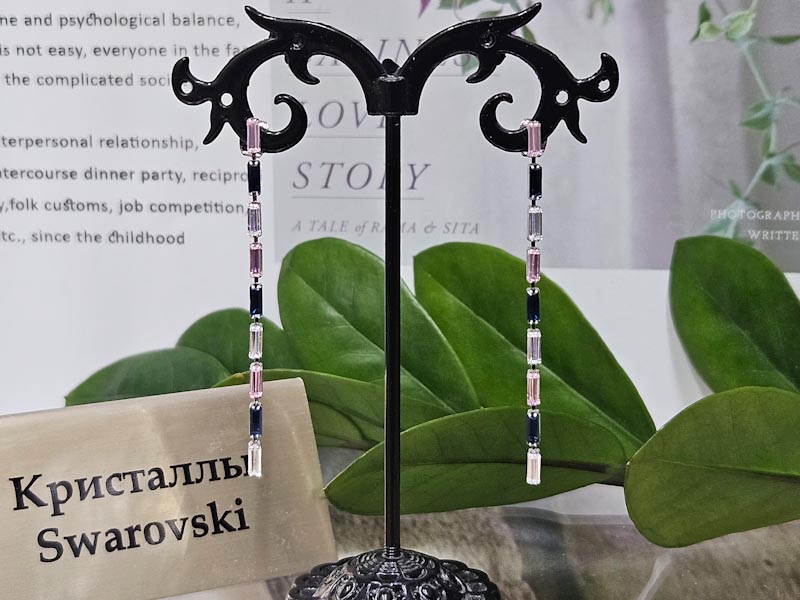 Серьги 1141004500390: цена 575 рублей.