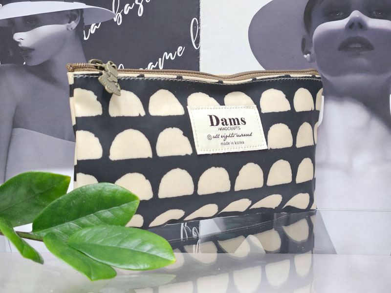 Сумка 2236006500109: цена 380 рублей.