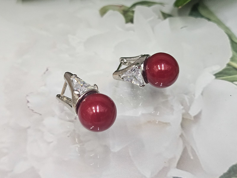 Серьги 1100004500052: цена 410 рублей.