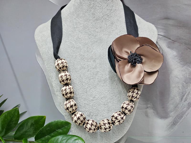 Подвеска 1265002600033: цена 1230 рублей.