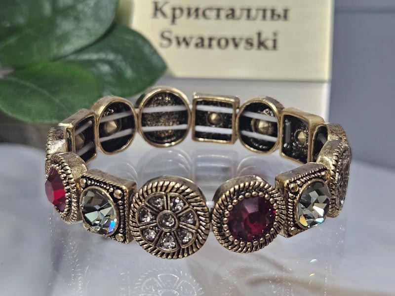 Браслет 1141006500442: цена 1640 рублей.