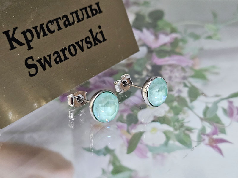 Серьги 1448004500482: цена 410 рублей.