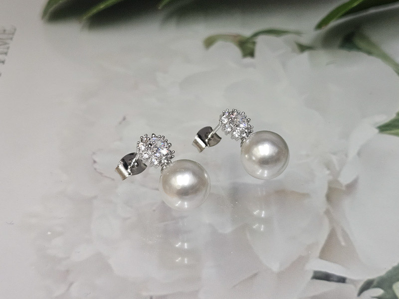 Серьги 1100004500038: цена 280 рублей.
